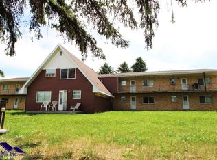 309 Park Rd APT E, Burlington, ND 58722