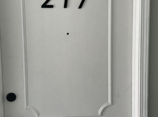 4113 Telegraph Rd #B-217, Bloomfield Hills, MI 48302