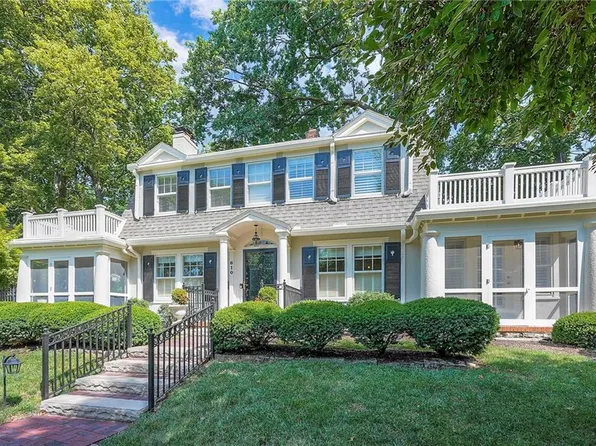 610 E 54th St, Kansas City, MO 64110