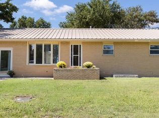 503 S Elm St, Ulysses, KS 67880