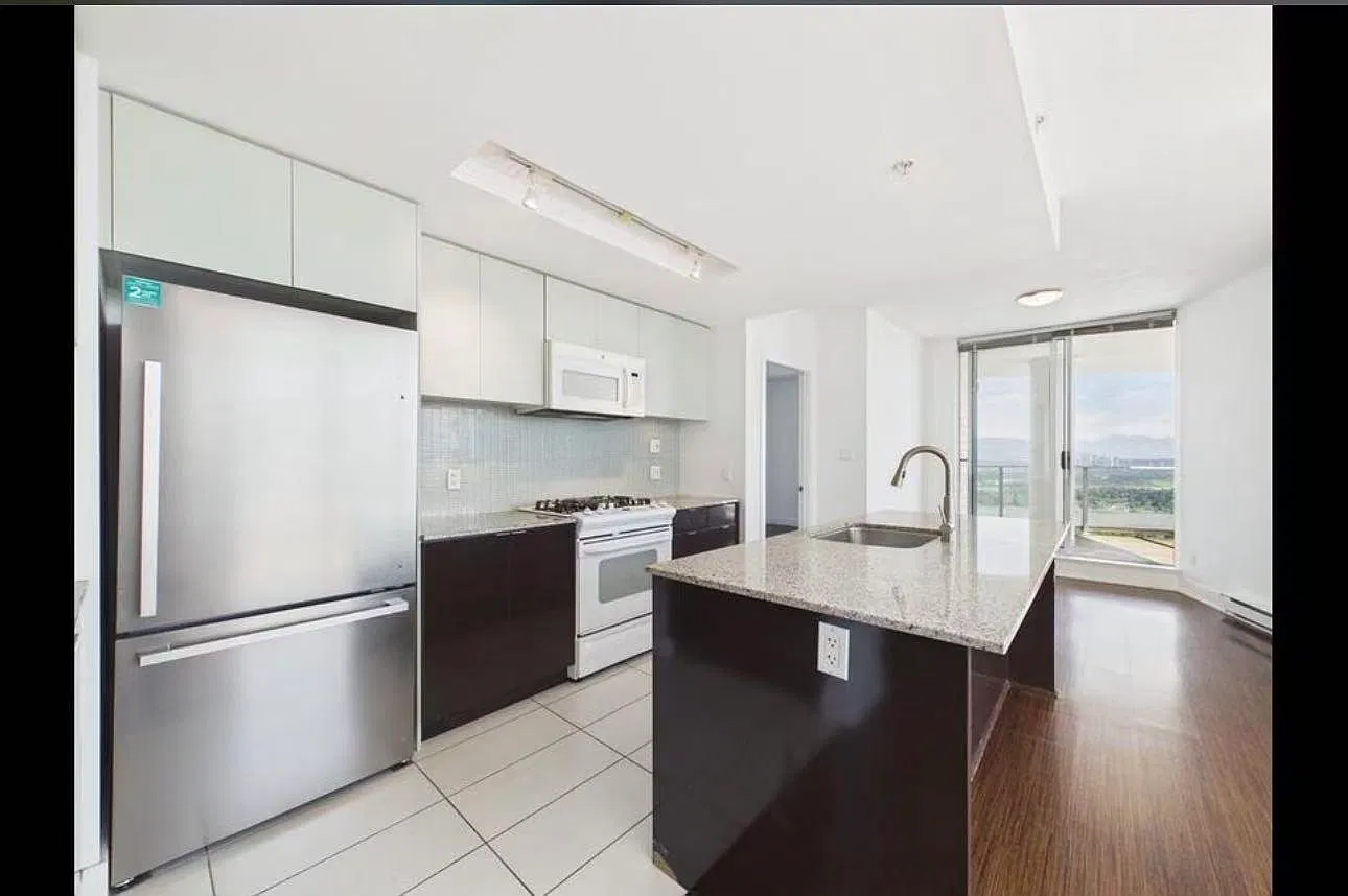2 bed, 881 sqft, $2,900 — Photo 1