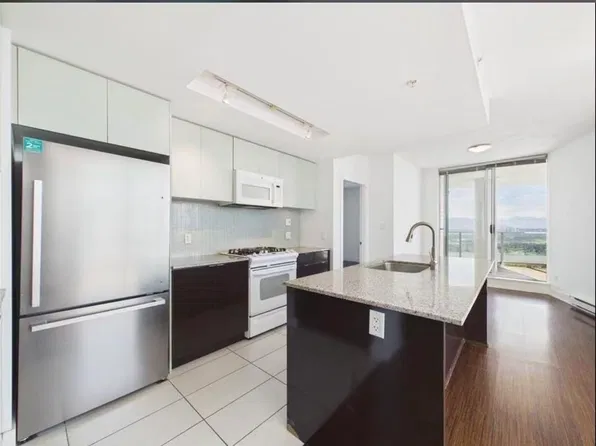4808 Hazel St, Burnaby, BC V5H 0A2