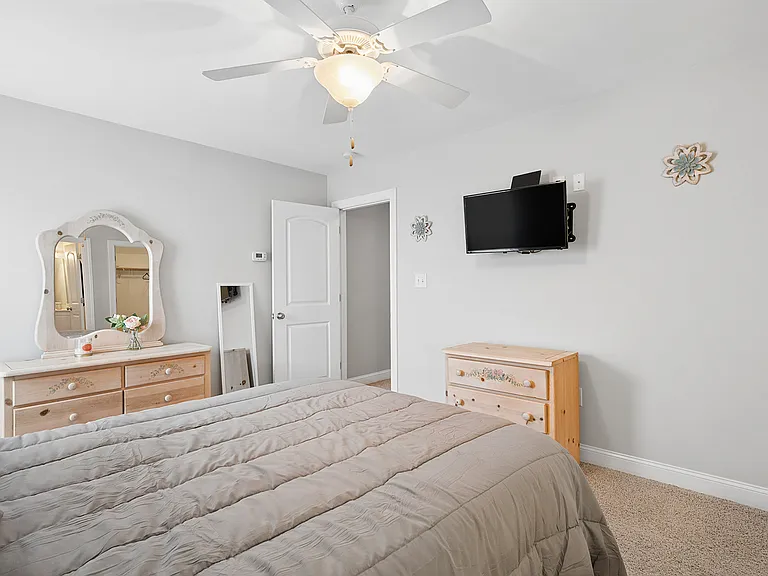2517 Brookville Dr #A — Photo 4
