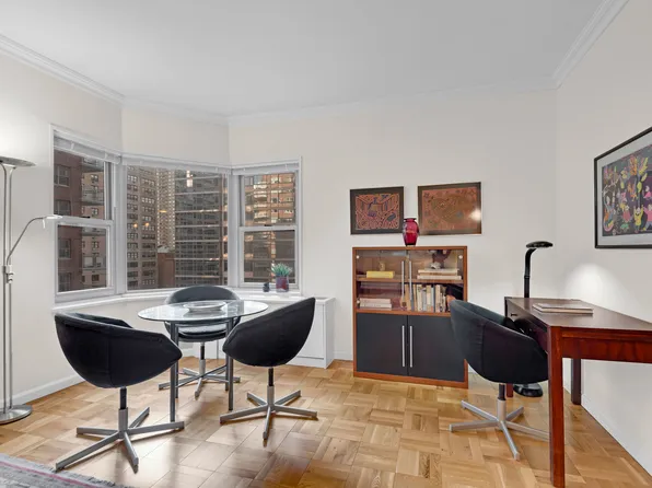 360 East 72nd Street image 3 of 15