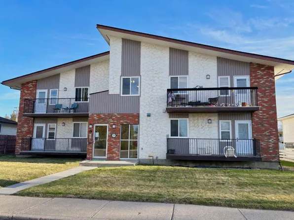 1739 Saint Edwards Blvd N #9, Lethbridge, AB T1H 1X2