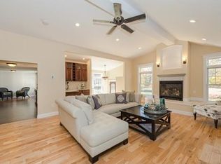 132 East St, Middleton, MA 01949