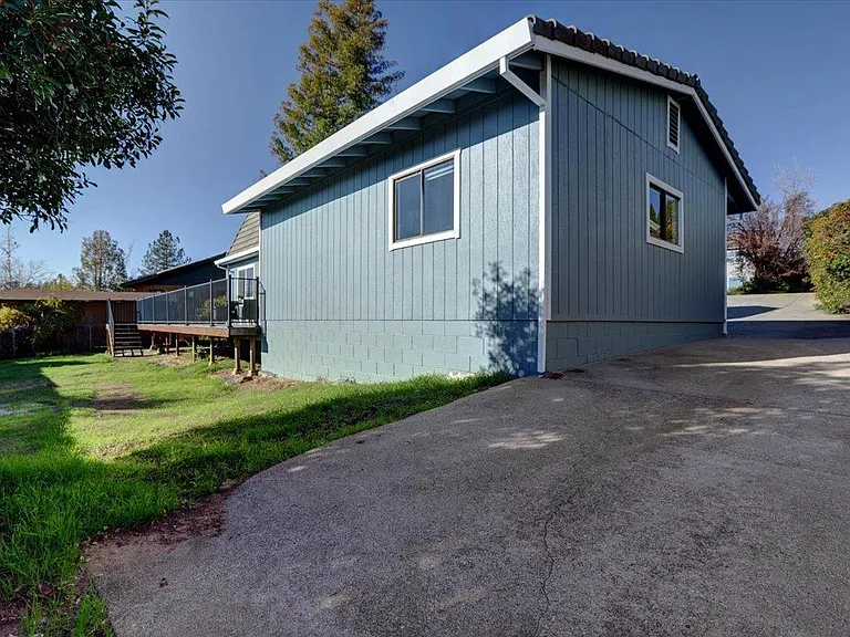 147 Arcadia Dr — Photo 26