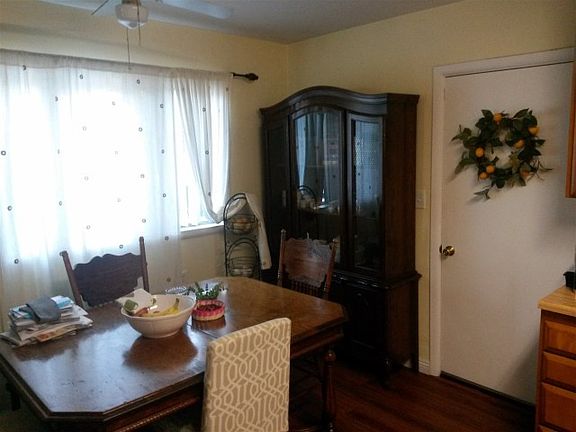 4th image of 1644 S Lanoitan Ave
