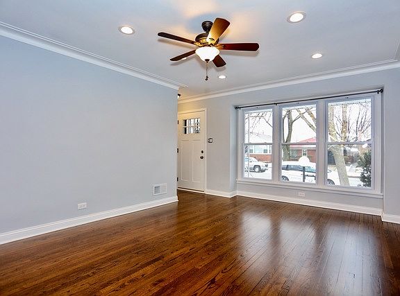 2nd image of 9015 S Dante Ave