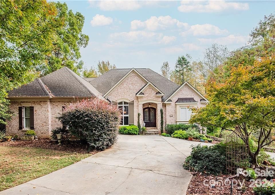 1st image of 309 Hillandale Dr
