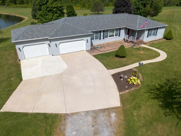 5050 N Elder Rd, Larwill, IN 46764