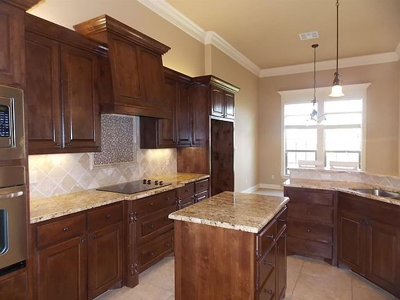 5th image of 1228 Chiswick High Dr