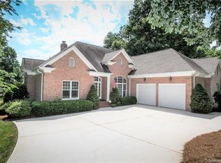 490 Canvasback Rd, Mooresville, NC 28117