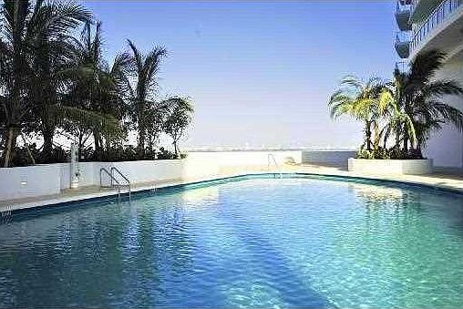 4th image of 1900 N Bayshore Dr APT 2707