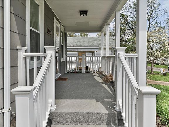 2nd image of 1141 Folger Ave