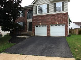 14015 Wood Rock Way, Centreville, VA 20121