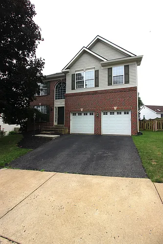 14015 Wood Rock Way Photo 1