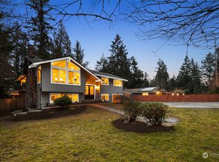 15906 SE Newport Way, Bellevue, WA
