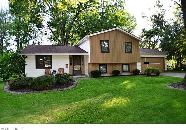 1st image of 9576 Driftwood Dr