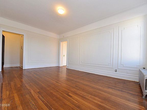 3rd image of 3056 30th St APT 6G