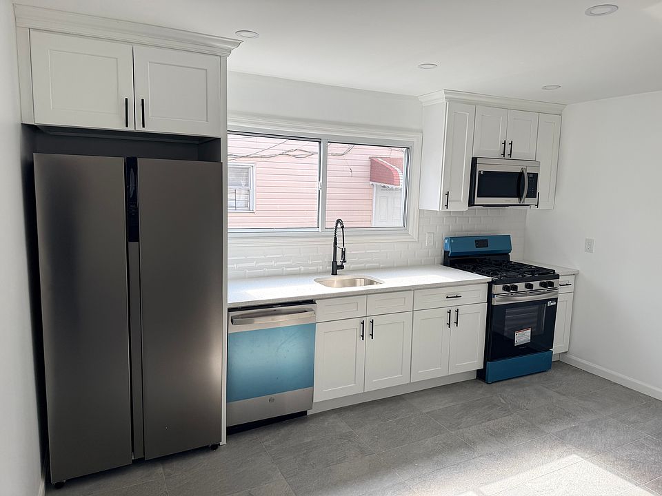 1st image of 14-45 Gipson St #1