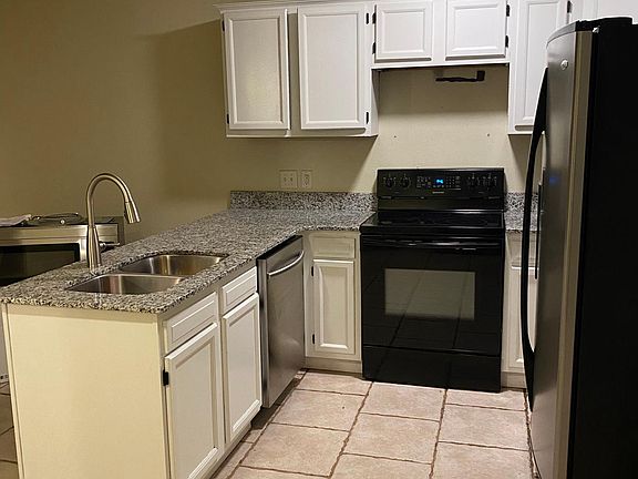 2nd image of 1672 E Evalyn Cir