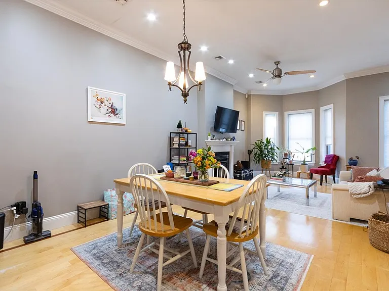 7 Worthington St #1 — Photo 20