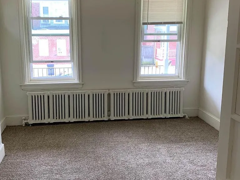 812 N Monroe St #1 — Photo 3