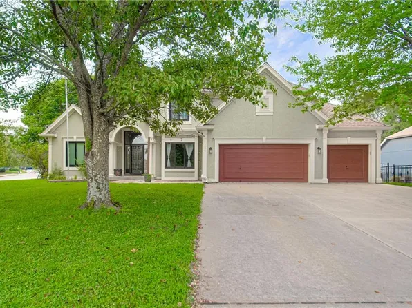 14255 NW 65th Pl, Parkville, MO 64152