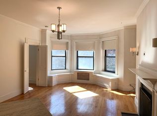 247 Newbury St #2, Boston, MA 02116