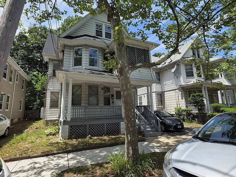 106-108 Butler St — Photo 19