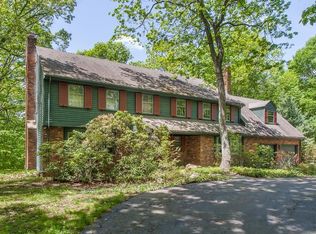 255 Blue Trl, Hamden, CT 06518