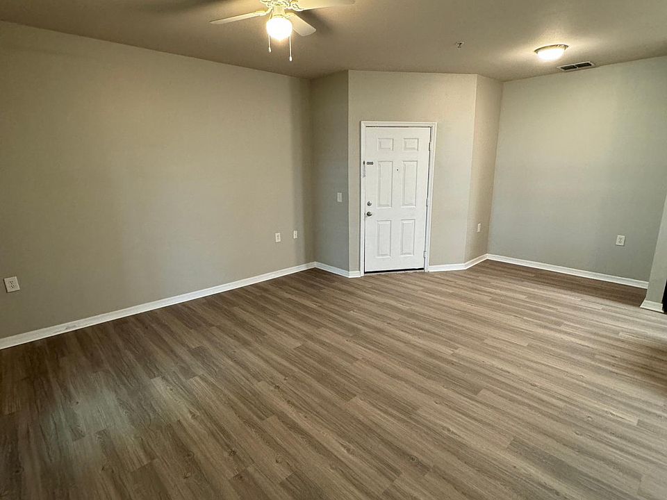 1st image of 1610 Raena Dr Unit 211