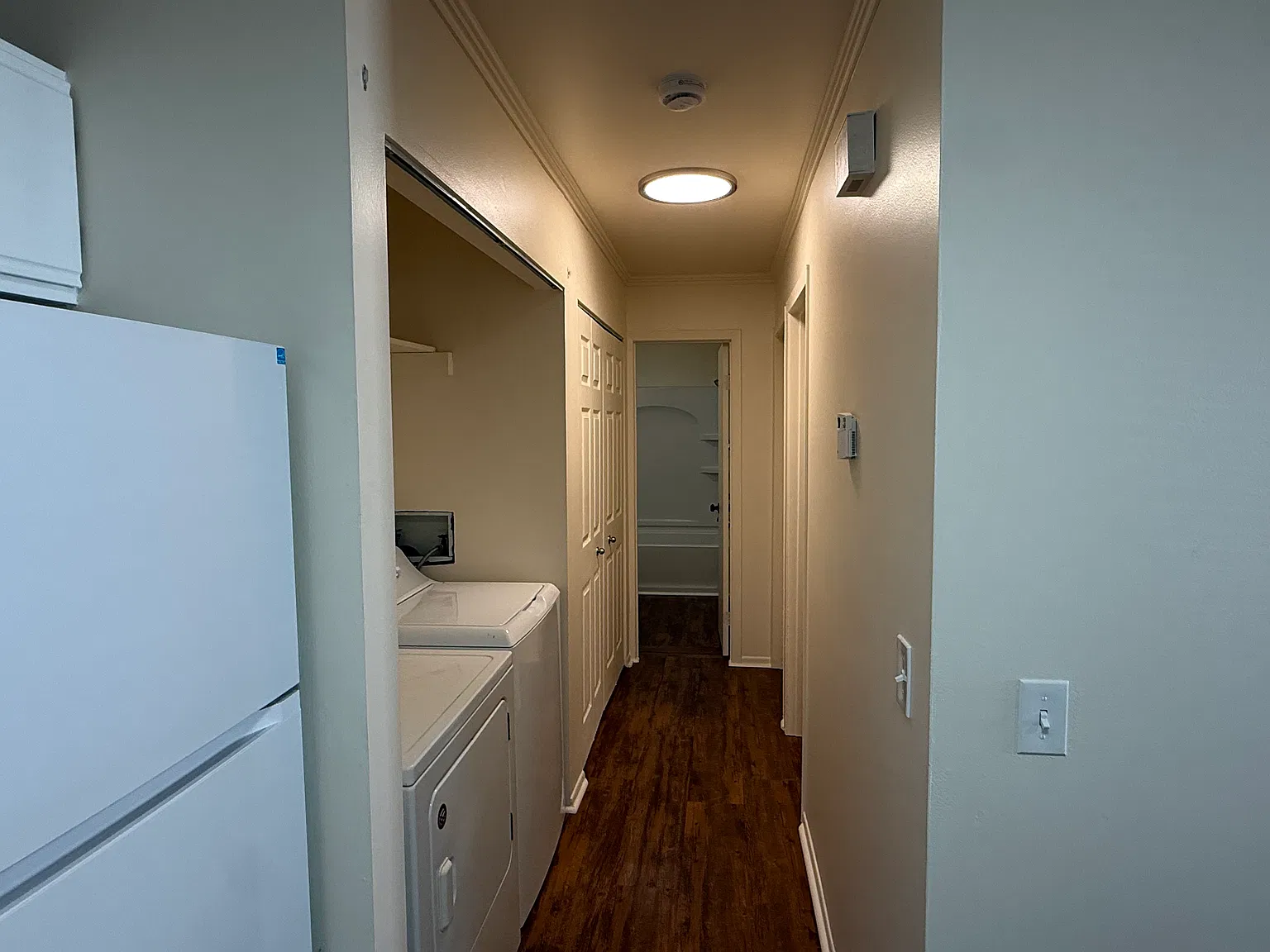 2 bed, 900 sqft, $1,100 — Photo 4
