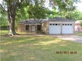 5401 Hazel St, Baytown, TX 77521