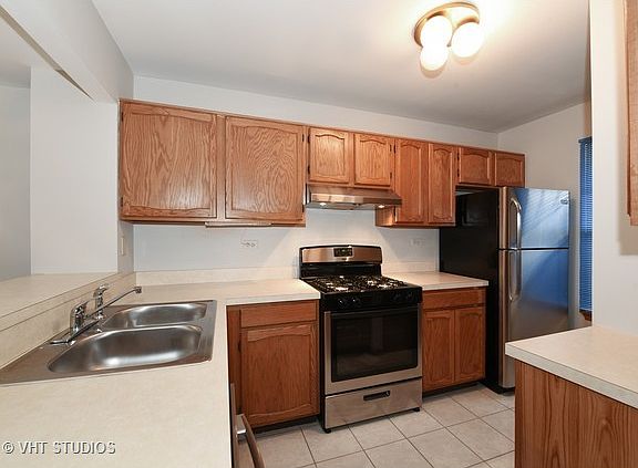 3rd image of 1528 Orchard Gate Ln