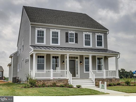 3rd image of 331 Ellenwood Dr