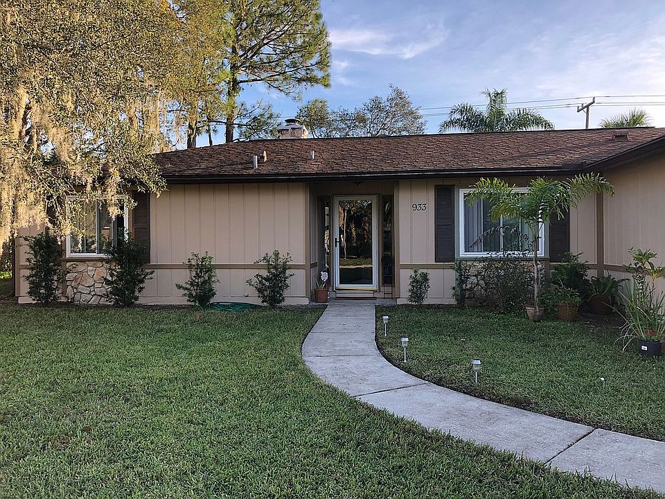 1st image of 933 Whiporwill Dr
