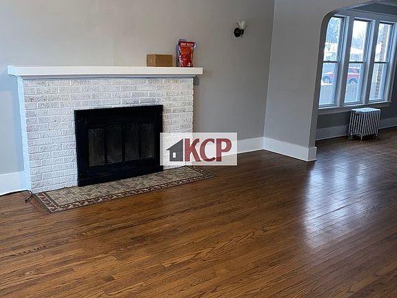 2nd image of 442 Hickory St #1