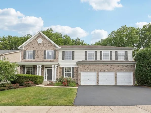 793 Hartford Ln, Bolingbrook, IL 60440