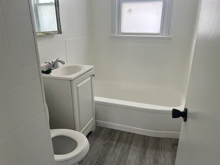 14610 Grant St — Photo 7