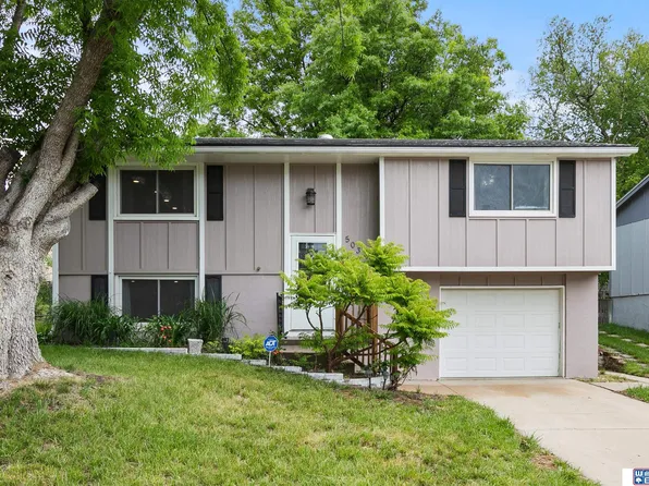 5036 Grassridge Rd, Lincoln, NE 68512