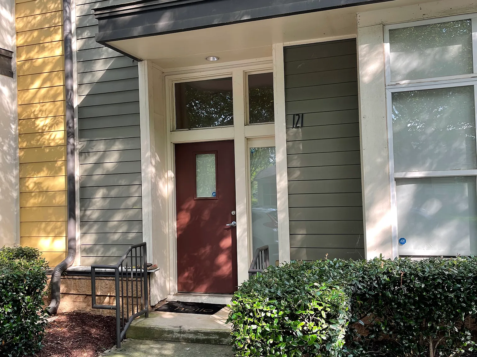 2 bed, 1150 sqft, $2,500 — Photo 1