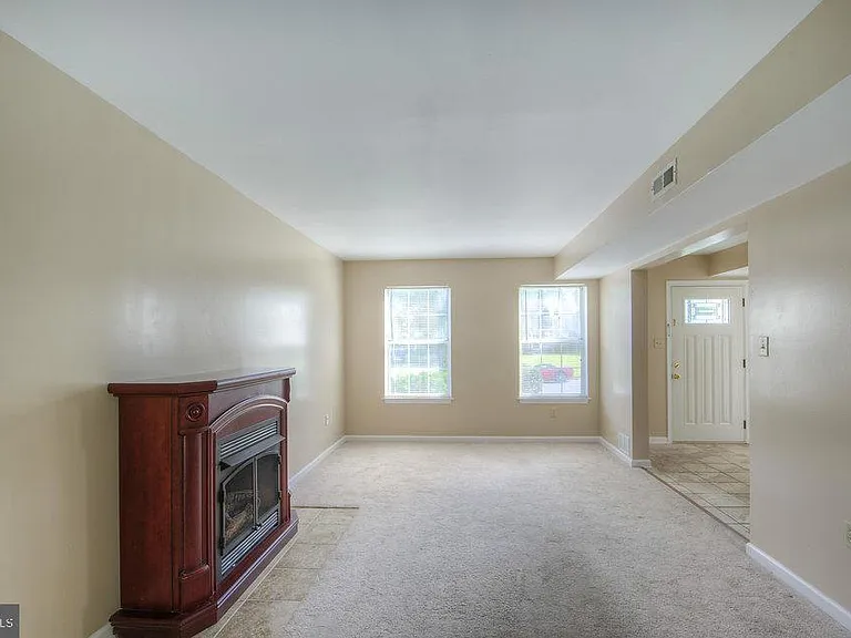5678 Sutter Ln — Photo 9