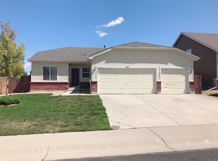 121 Brush Ln, Johnstown, CO 80534