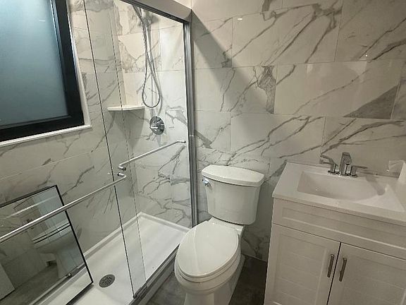 5th image of 107 Augusta Ave #2