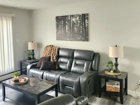 3811 54th Ave, Red Deer, AB