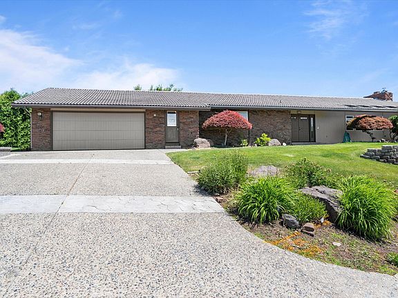 4th image of 411 N 36th Ave