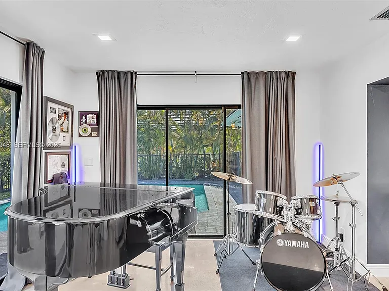 5602 S Travelers Palm Ln — Photo 33
