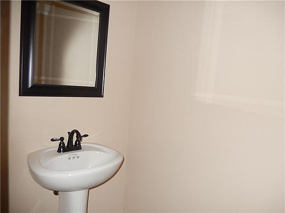 5th image of 1817 Beckett Dr APT C